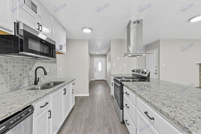 Foto del edificio - 5501 Ragan Rd