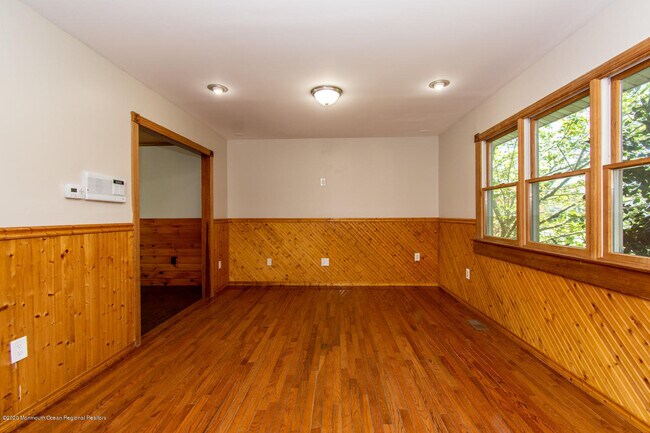 Foto del edificio - 302 Candle Lake Dr