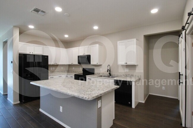 Foto del edificio - 18079 W Carlota Ln