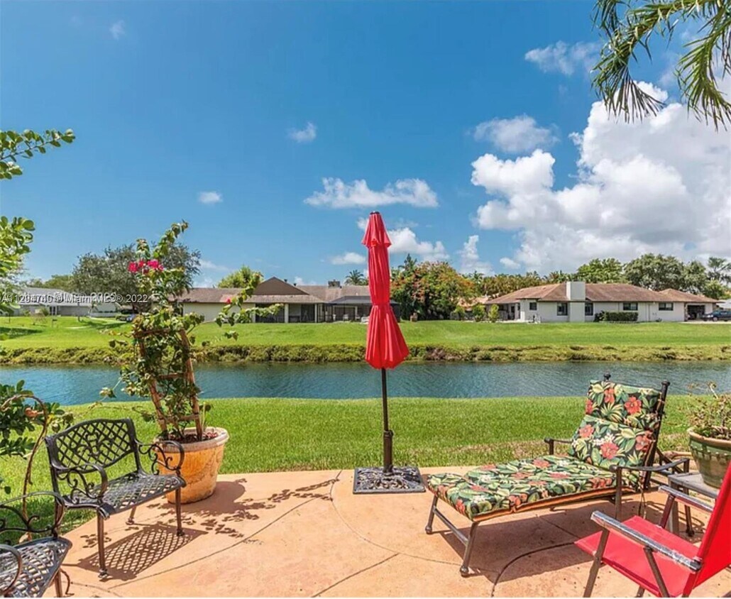 Primary Photo - 7940 SW 173rd Ter