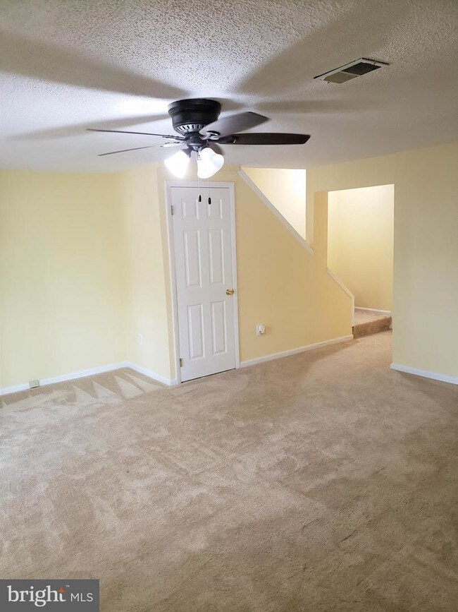 Building Photo - 7523 Summer Blossom Ln