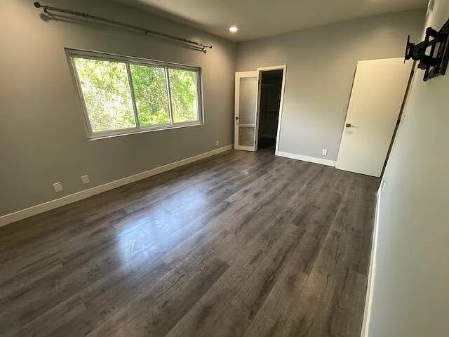 Master Bedroom - 807 N Sycamore Ave