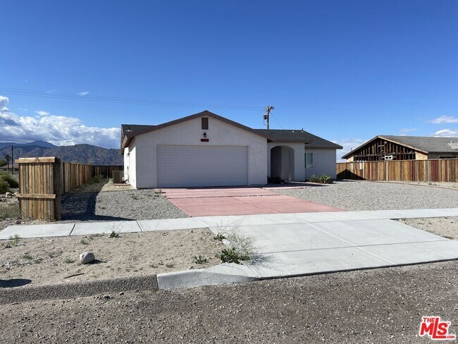 Building Photo - 2877 Gram Dr