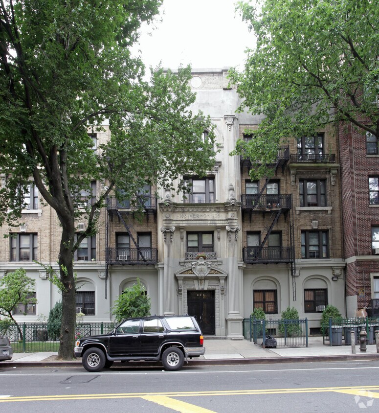 Primary Photo - 708 Ocean Ave