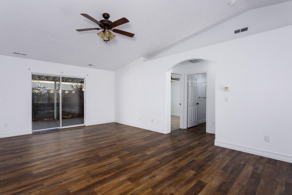 Foto principal - Cozy 3 Bedroom 2 Bathroom Home in Ivins