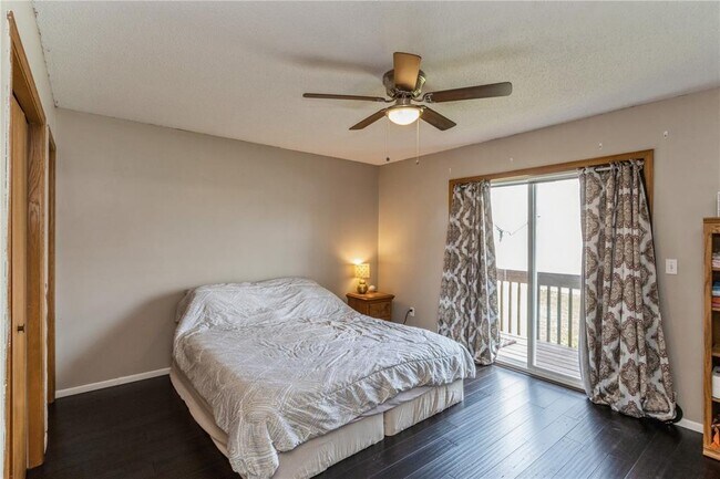 Foto del edificio - 941 Grand Avenue Ct
