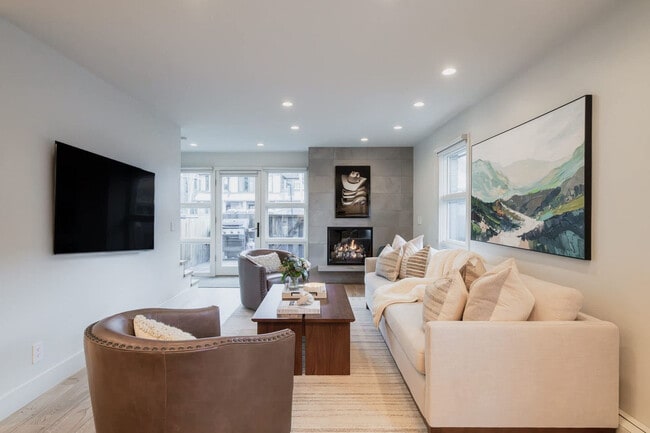 Foto del edificio - 800 E Hyman Ave