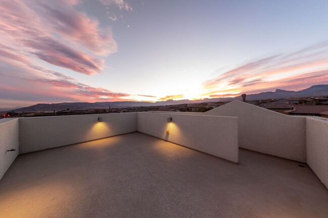 Foto del edificio - Luxury Dream Home with Unmatched Views and...