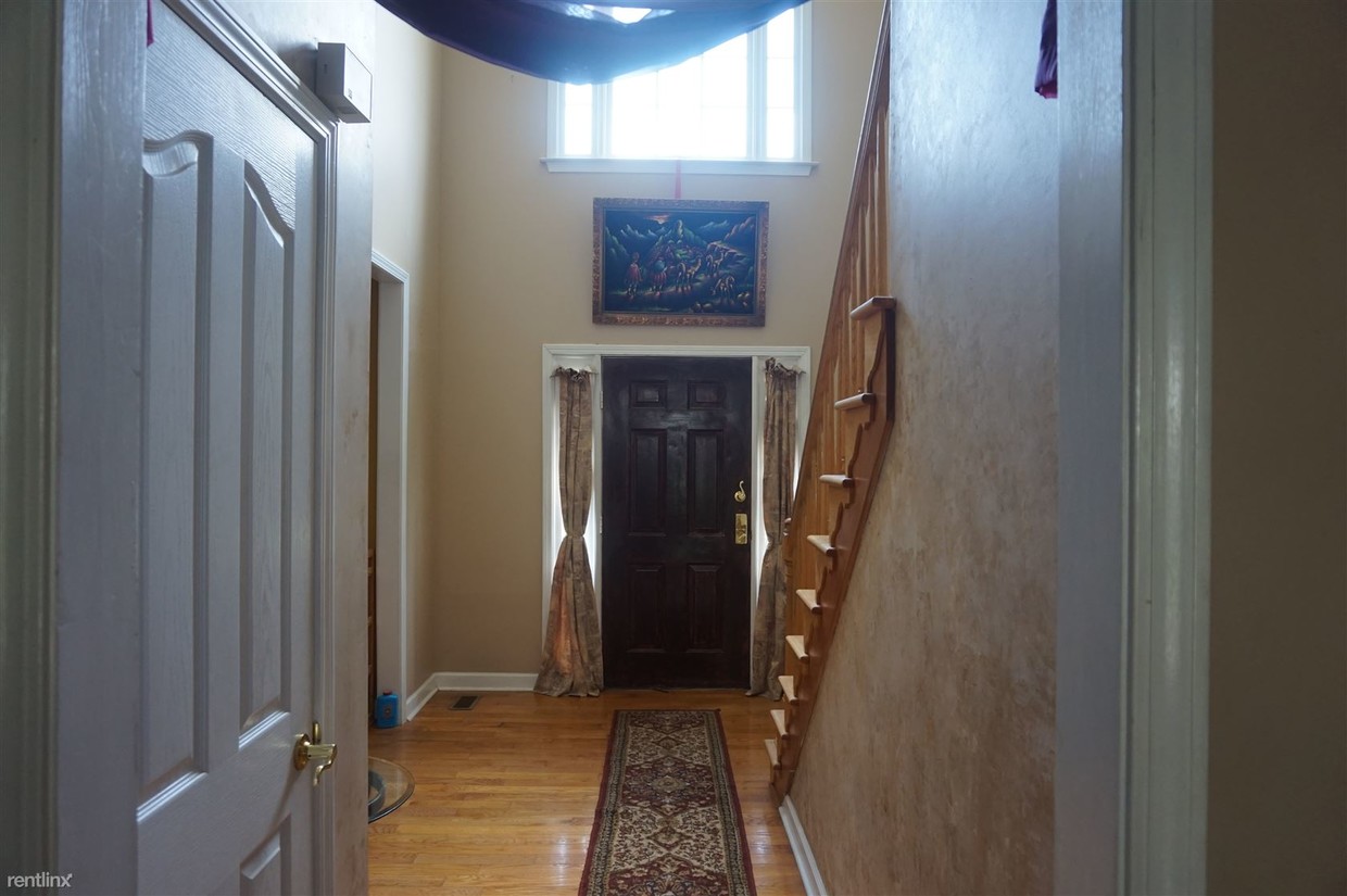 Building Photo - 135 Rustic Mill Ln