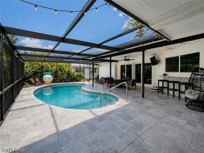 Building Photo - 4439 Parrot Ave