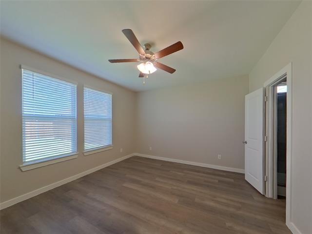 Building Photo - 8009 Calhoun Vly Dr