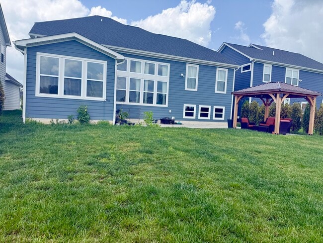 Building Photo - 2062 Broccoli Dr