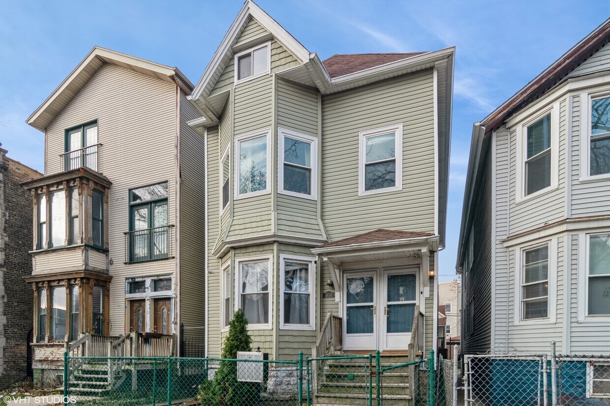 Foto principal - 1656 N Richmond St
