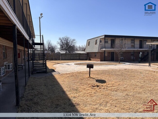 Foto del edificio - 1314 NW Irwin Ave