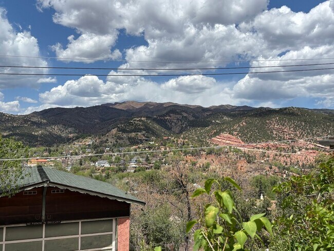 Foto del edificio - Manitou Cottage nestled in Nature