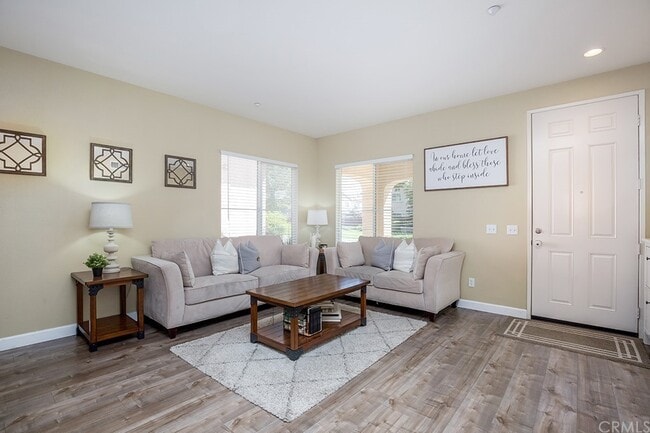 Building Photo - 1641 Parkplace Ln