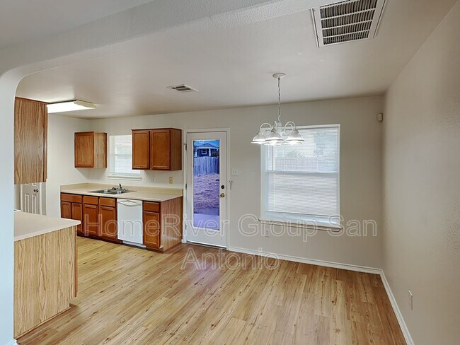 Building Photo - 6523 Dancing Ct