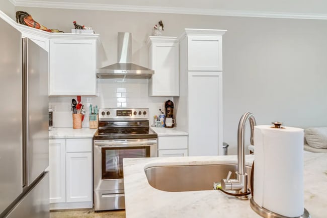 Building Photo - FOR RENT in Crowley!