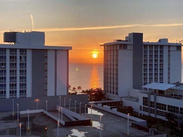 Foto del edificio - 336 N Birch Rd