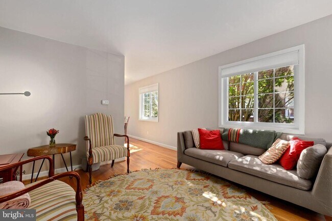 Foto del edificio - 4434 Vermont Ave