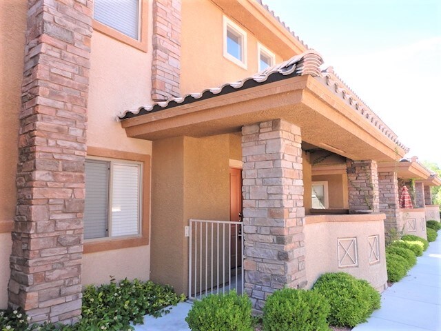 Foto principal - 10464 Tuscany Rose Court