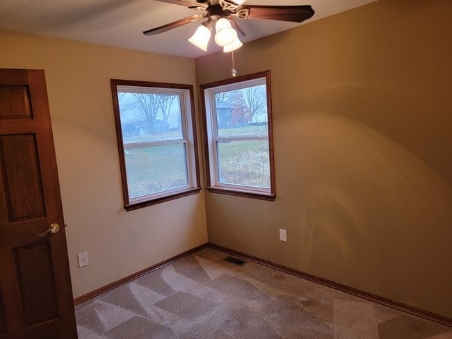 Building Photo - 8217 Leisure Ln