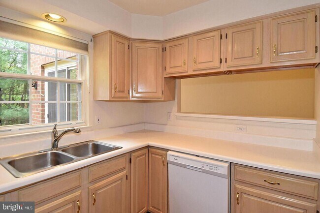 Foto del edificio - 1414 Park Garden Ln