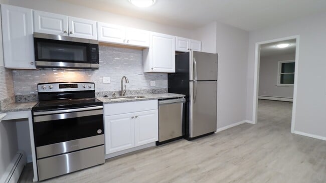 Building Photo - 139 Litchfield Pines Dr
