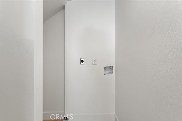 Building Photo - 705 W 80th St