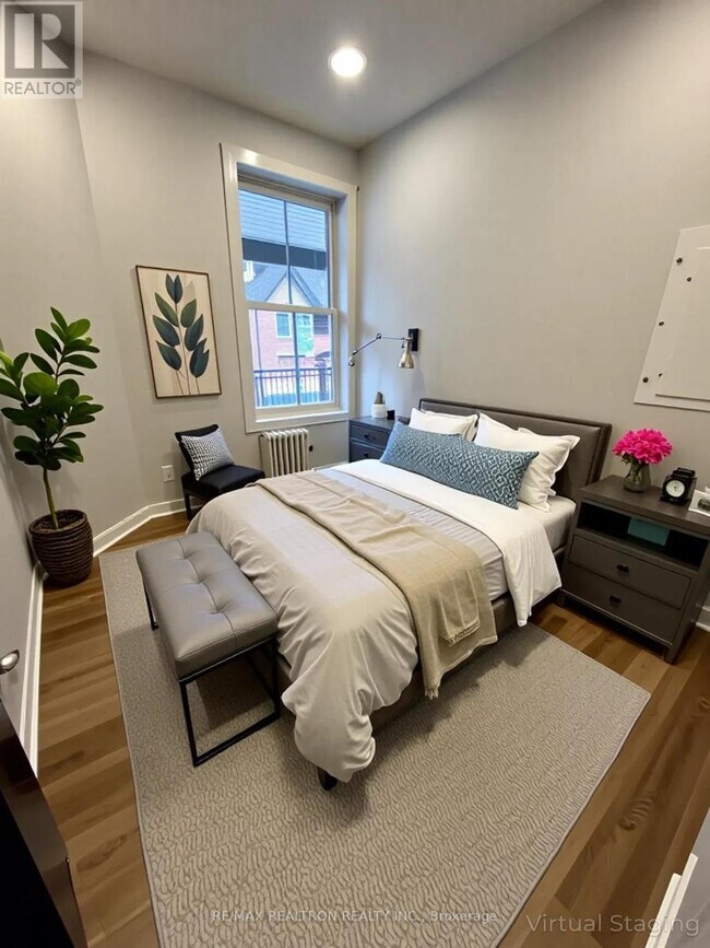 Building Photo - 592 Church St