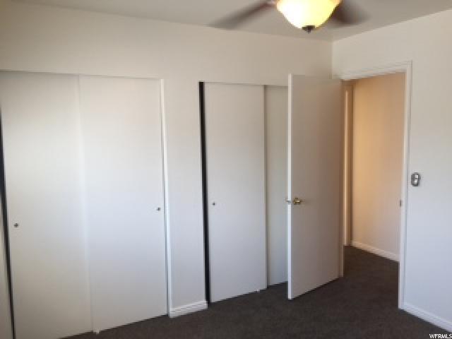 Building Photo - 777 Valley View Dr