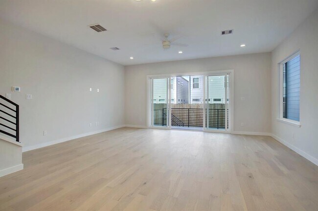 Foto del edificio - 5534 Darling St