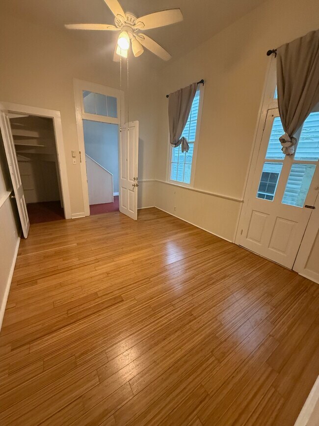 Foto del edificio - 1008 Josephine St