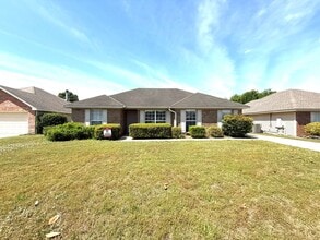 Building Photo - 315 Cotton Lakes Blvd