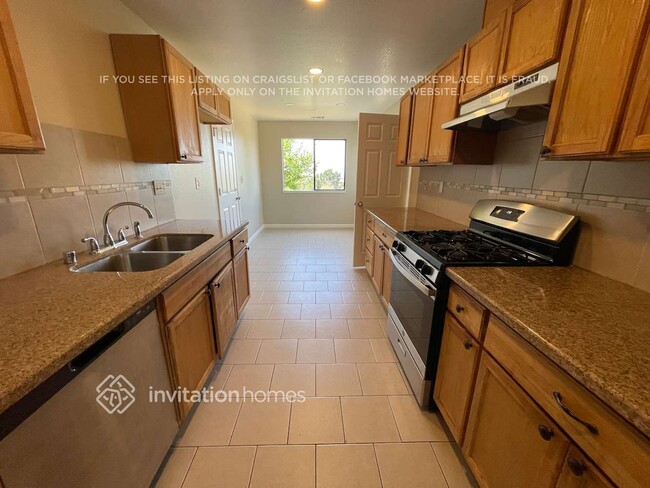 Building Photo - 147 Pecan Ct