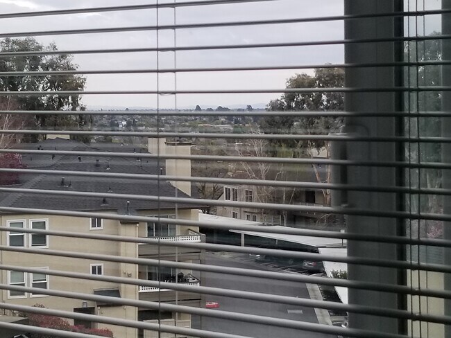 Foto del edificio - 685 Dartmore Ln