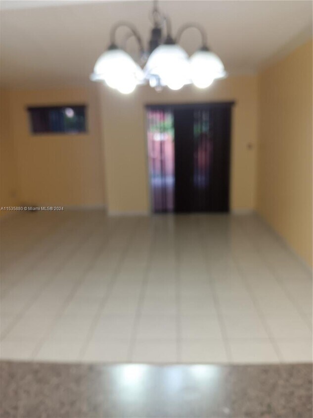 Building Photo - 4074 W 8th Ct