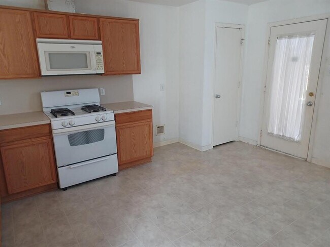 Foto del edificio - 12926 Pale Ivy Ln