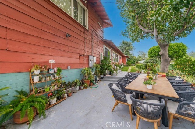 Foto del edificio - 2832 E Farview Ln