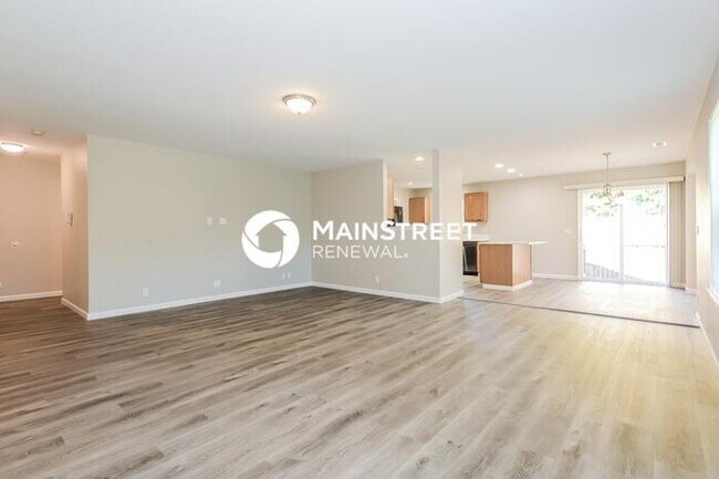 Foto del edificio - 3 Bedroom Pet-Friendly Home in Graham, WA with Main Street Renewal