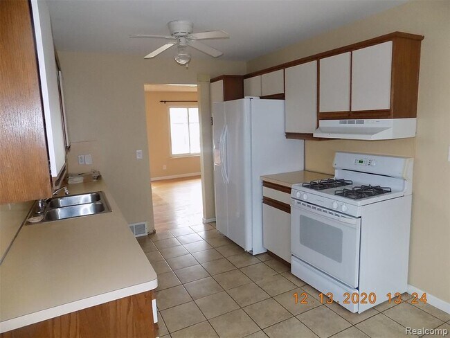 Foto del edificio - 32671 Greenbriar Ave