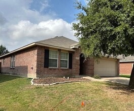 Building Photo - 433 Emerald Creek Dr