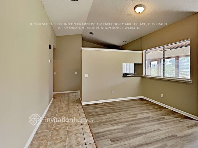 Foto del edificio - 2171 Aztec Dr W