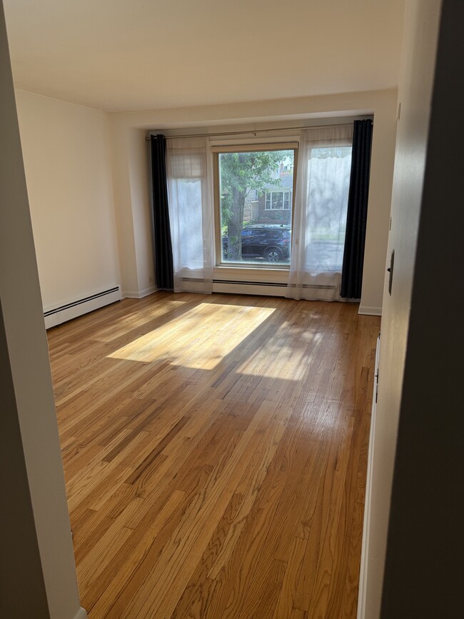 Building Photo - 1125 Bohland Ave