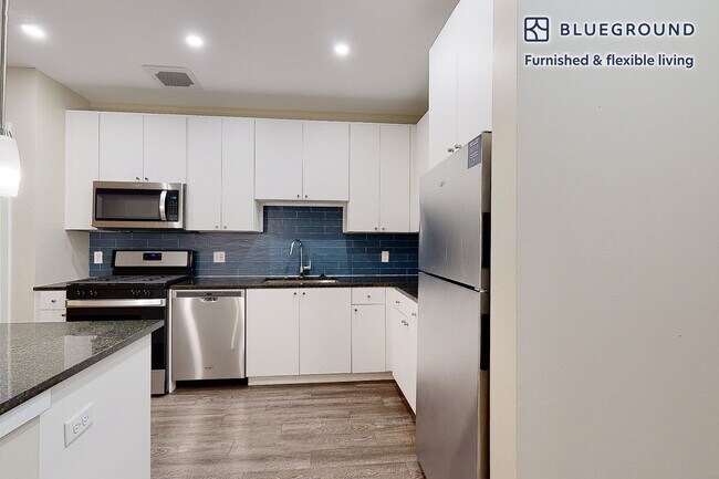 Building Photo - 79 Alexander St