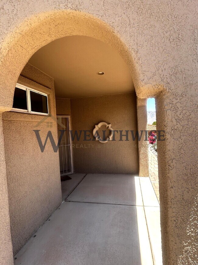 Building Photo - Luxurious 2 Bedroom 2 Bath Home for Rent in Sun City, Oro Valley 4286 N Wisteria Way, Oro Valley,...