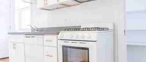 Foto del edificio - 1463 W Summerdale Ave