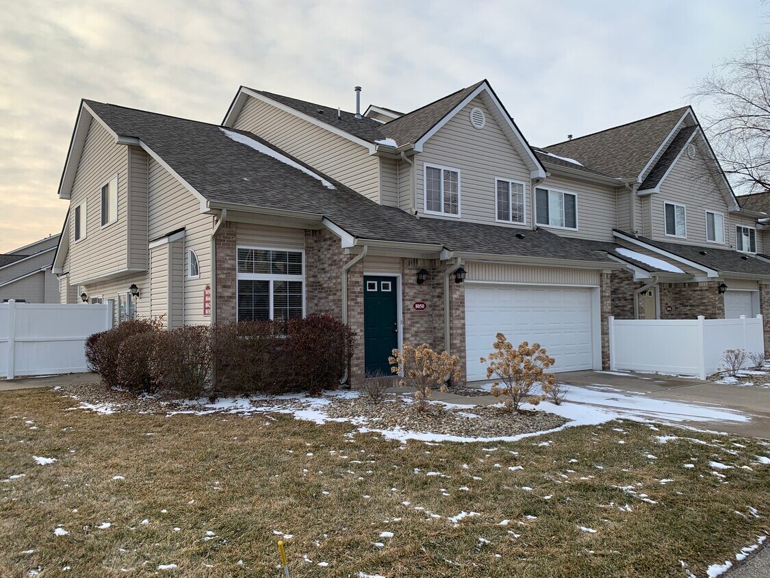 Foto principal - 8050 Harbor Walk Ln
