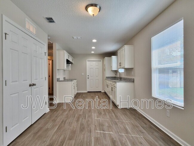 Foto del edificio - 2271 W 23rd St
