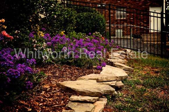 Building Photo - 1112 Hargrove Rd